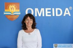 Welcome Greg & Shelley from Australia to study at Omeida!