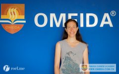 Welcome to Rachel from USA to study at Omeida!